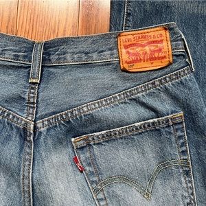 Levi’s 501 Jean size 29 medium wash